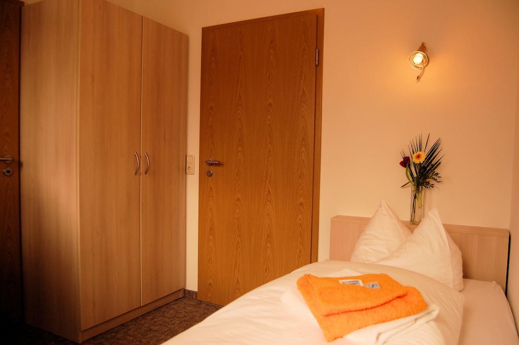 Landgasthof "Am Park" Crottendorf Room photo